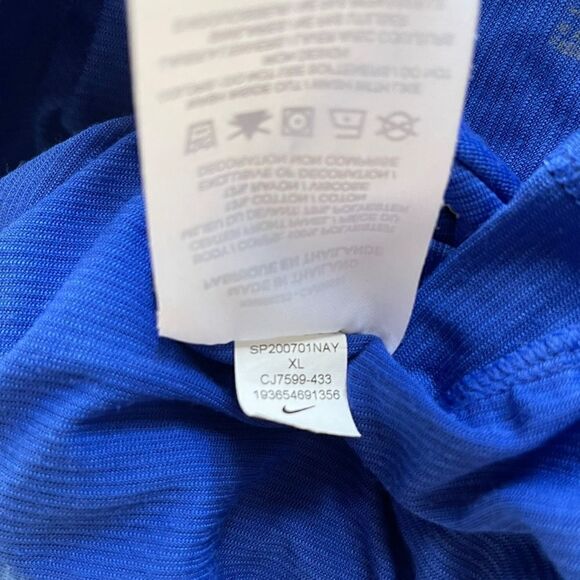 Nike Crop Top Swoosh Size XL Pink and Blue - Picture 5 of 5